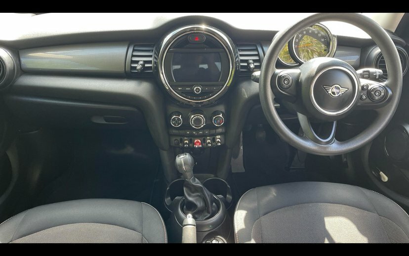 Mini Hatch 5-Door Hatch Cooper Classic RX69NYG Blue #4
