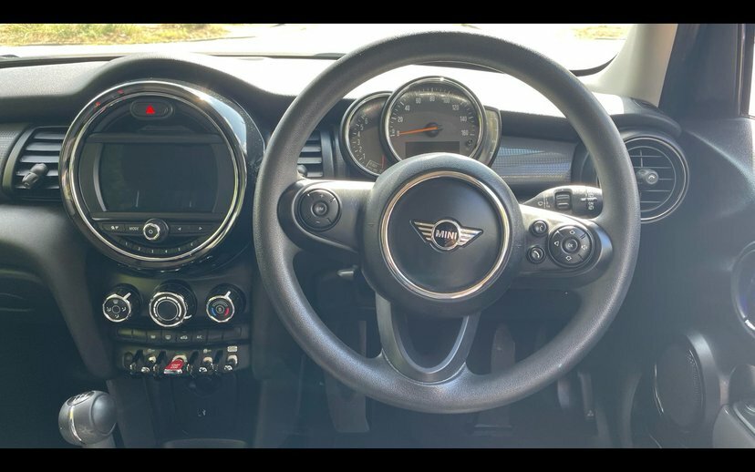 Mini Hatch 5-Door Hatch Cooper Classic RX69NYG Blue #5