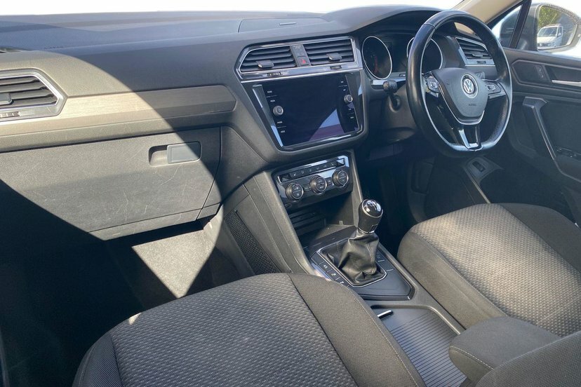 Volkswagen Tiguan Allspace 1.5 Tsi Evo Match Suv 150 Ps Grey #2