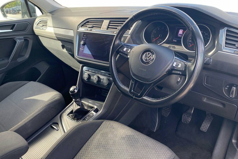 Volkswagen Tiguan Allspace 1.5 Tsi Evo Match Suv 150 Ps Grey #6