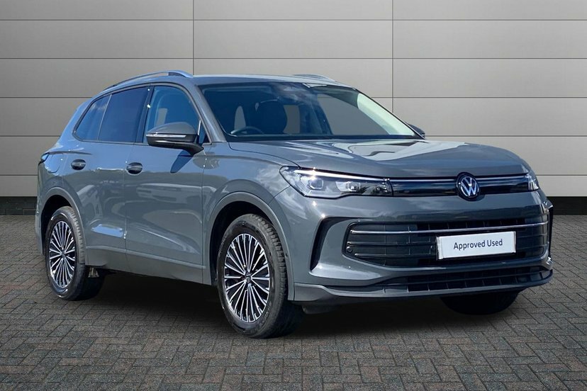 Volkswagen Tiguan 1.5 Etsi Mhev Match Suv Hybrid Dsg 150 Grey