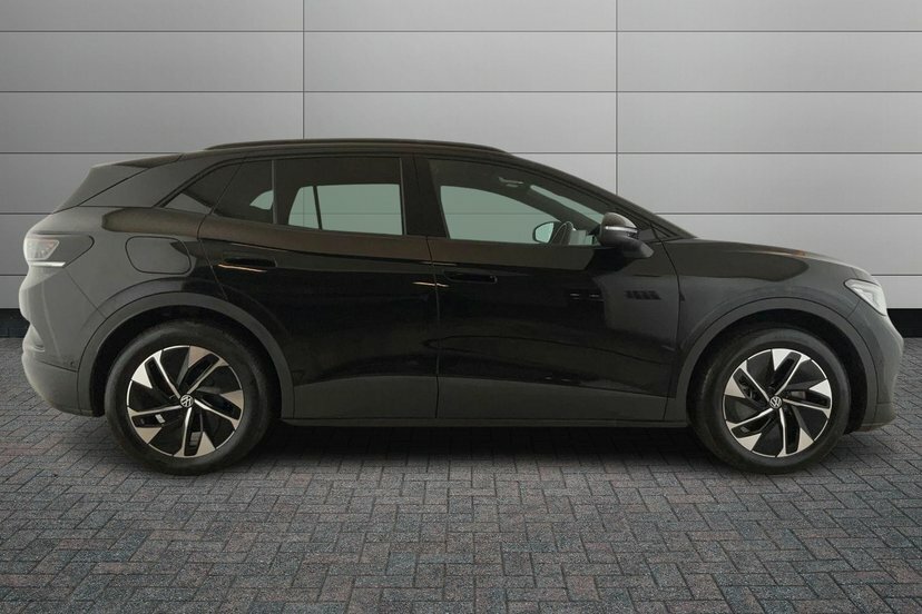Volkswagen ID.4 Pro 77Kwh Match Suv 286 Ps Black #4