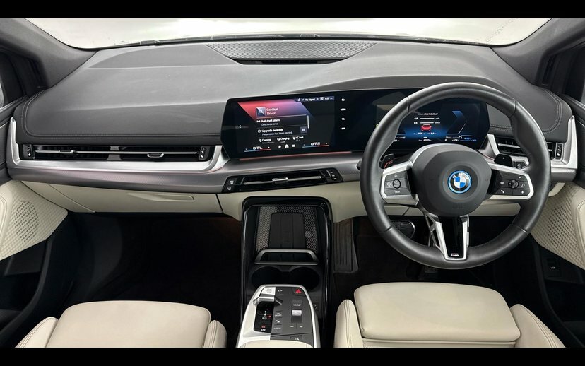 BMW 2 Series Active Tourer 225E Xdrive M Sport Active Tourer Red #4