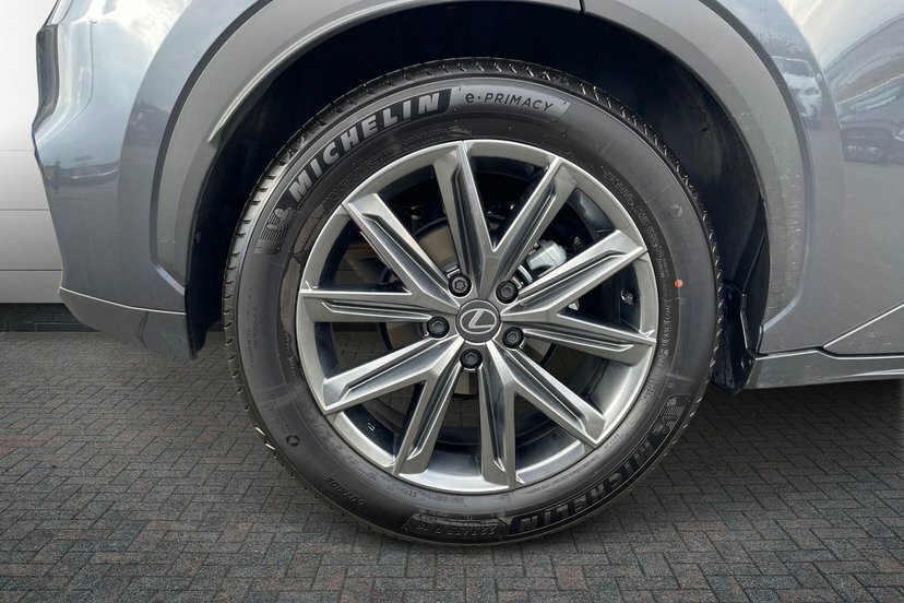 Lexus LBX 1.5 Vvt-ie Premium Plus Suv Hybrid E-cv Grey #5