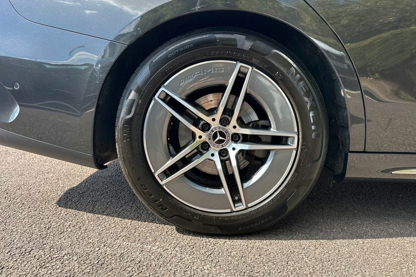 Mercedes-Benz E Class E200 Amg Line KP25WCT Black #4