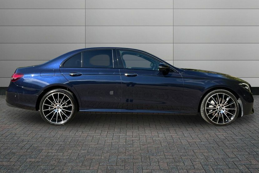 Mercedes-Benz E Class 2.9 E400d Amg Line Night Edition Premium Plus Sa Blue #3