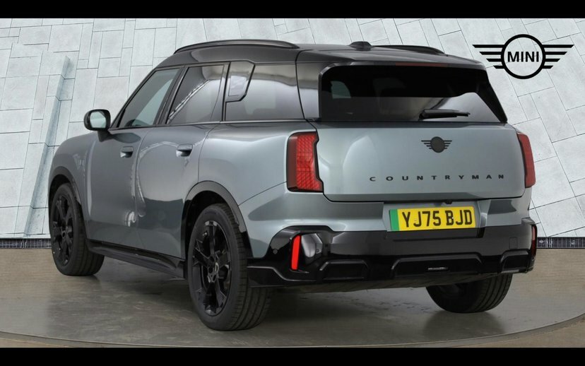 Mini Countryman Countryman E YJ75BJD Green #2