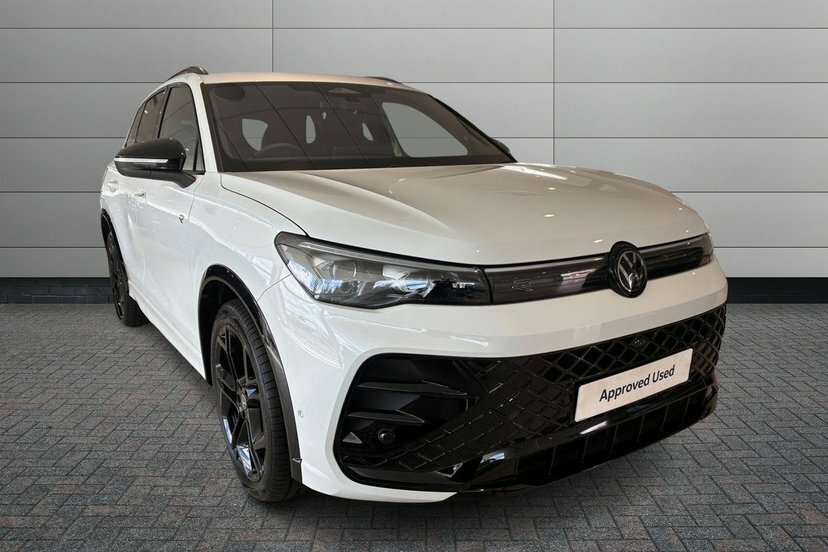 Volkswagen Tiguan 2.0 Tdi Black Edition Suv Dsg 150 Ps White
