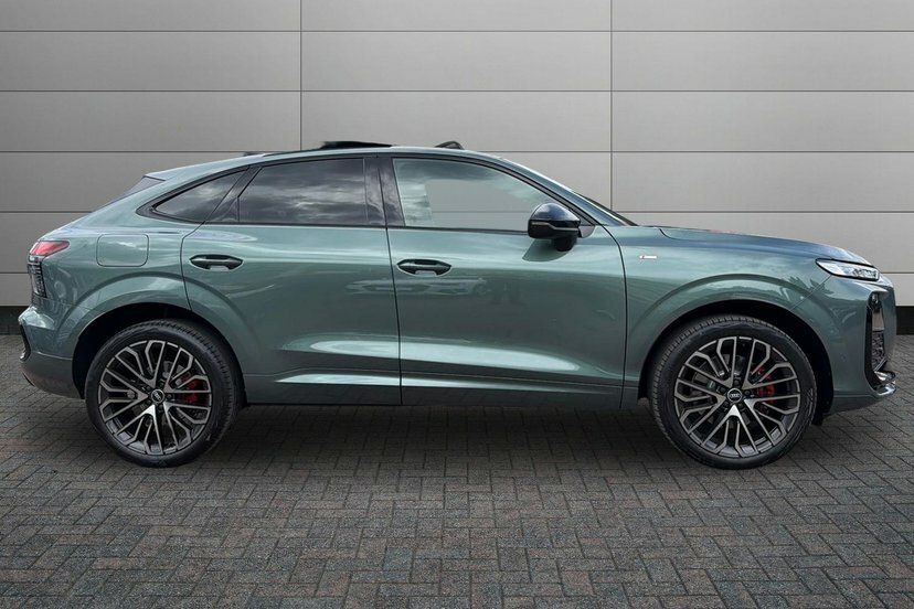 Audi Q3 2.0 Tfsi Edition 1 Sportback S Tronic Q Green #4