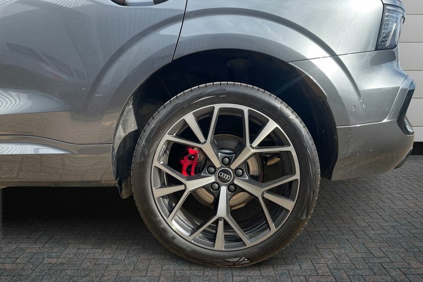 Audi Q3 1.5 E-hybrid Launch Edition Plus Sportback Pet EJ75VOV Grey #5