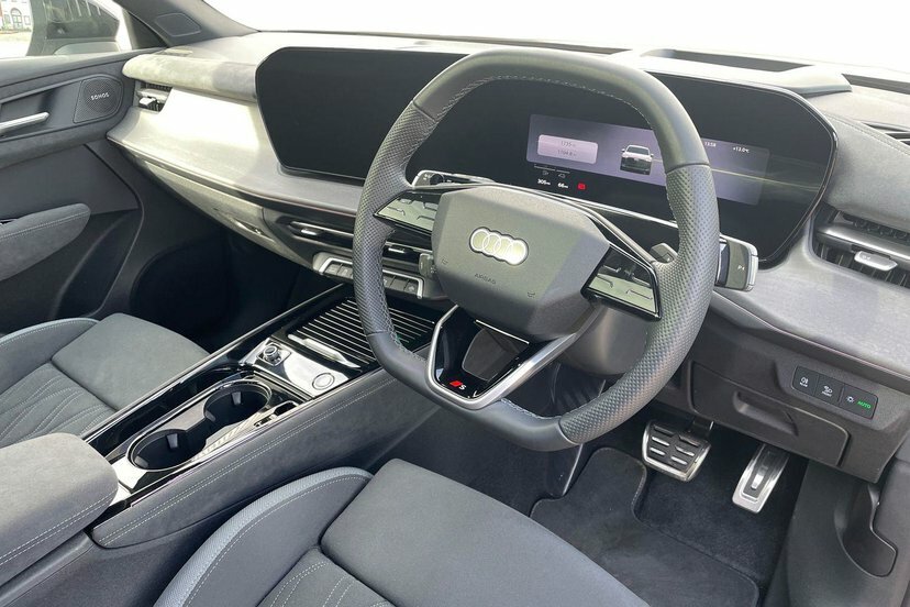 Audi Q3 1.5 E-hybrid Launch Edition Plus Sportback Pet EJ75VOV Grey #6