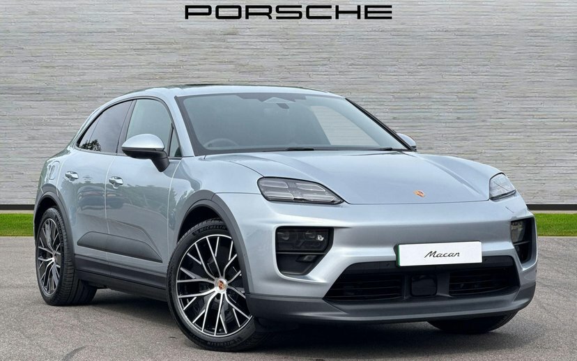 Porsche Macan 100Kwh Suv 360 Ps Silver