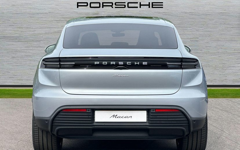 Porsche Macan 100Kwh Suv 360 Ps HG26JEJ Silver #6