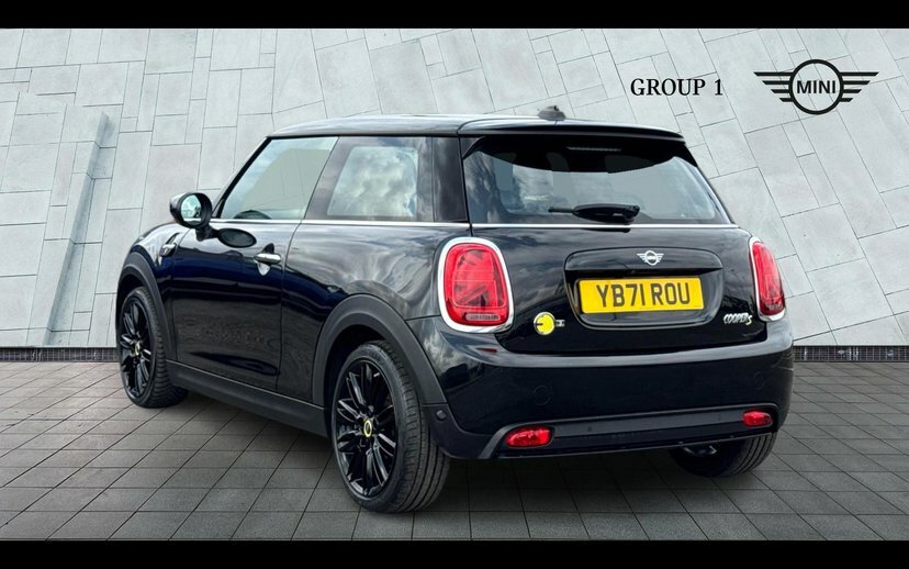 Mini Hatch Level 2 YB71ROU Black #2