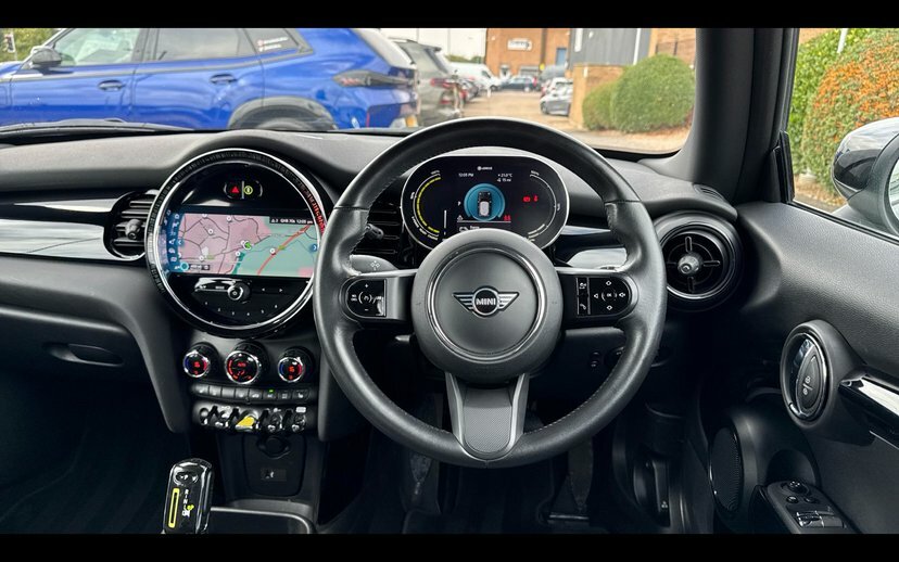 Mini Hatch Level 2 YB71ROU Black #5