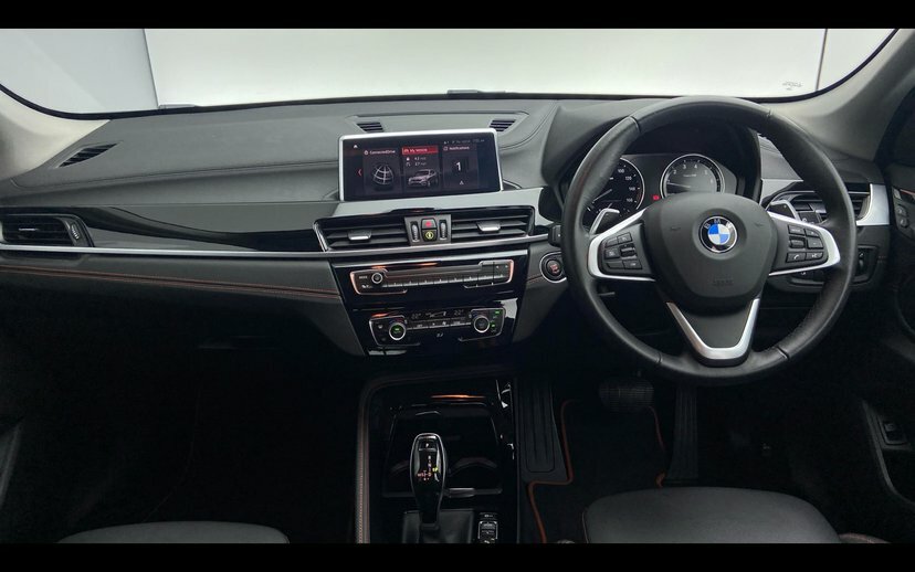 BMW X1 X1 Xdrive20i Sport FT71KFU White #4