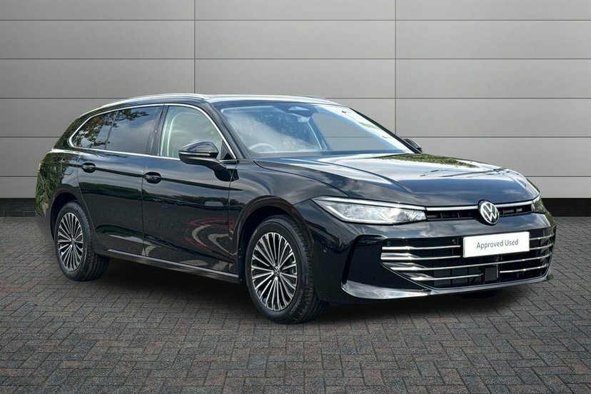 Volkswagen Passat 1.5 Tsi Ehybrid 19.7Kwh Elegance Estate Black