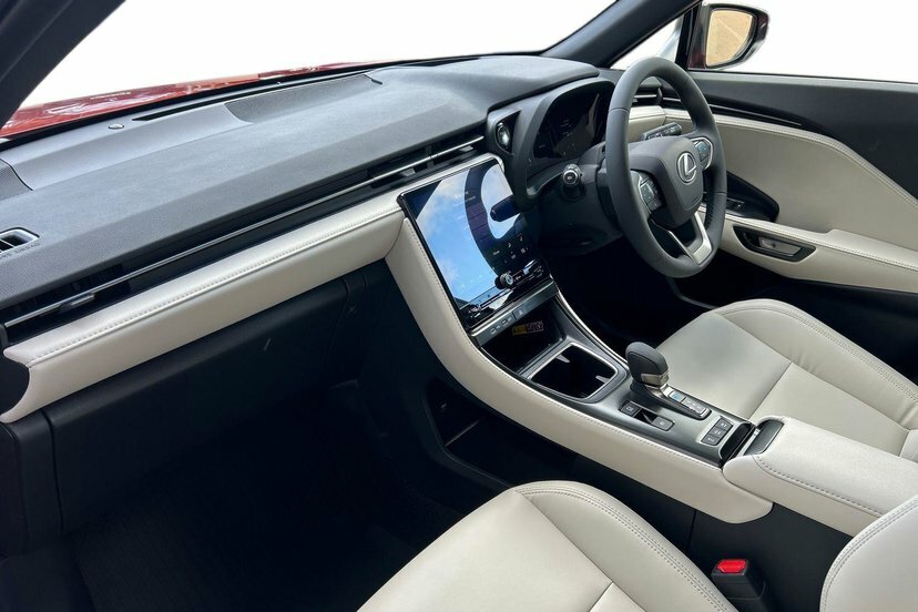 Lexus LBX 1.5 Vvt-ie Premium Plus Suv Hybrid E-cv #2