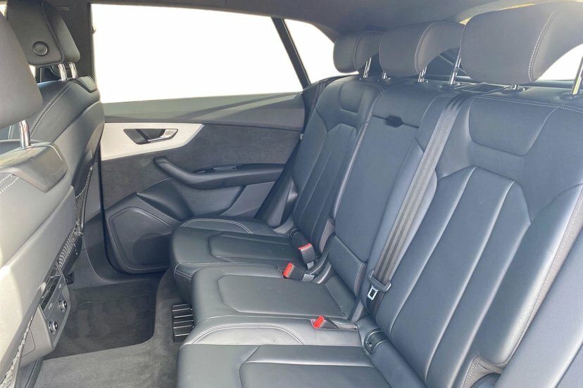 Audi Q8  Blue #8