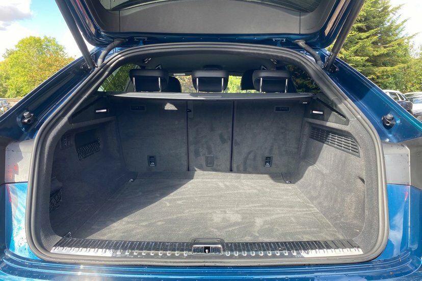 Audi Q8  Blue #12