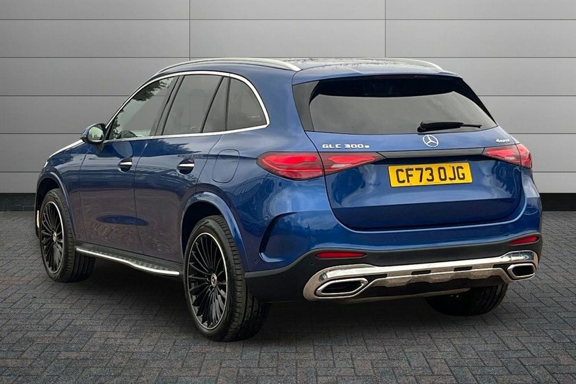 Mercedes-Benz GLC Class 2.0 Glc300e 31.2Kwh Amg Line Premium Plus Suv Blue #2