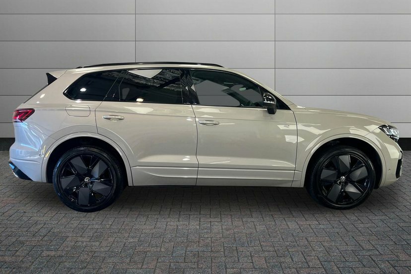Volkswagen Touareg 3.0 Tdi V6 Black Edition Suv Tiptronic Beige #4
