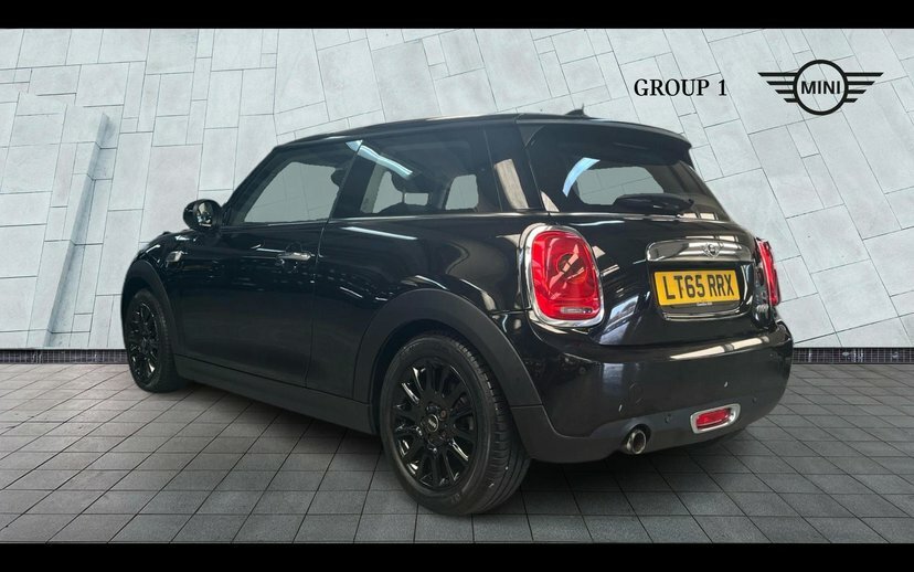 Mini Hatch 1.5 Cooper Hatchback 136 Ps LT65RRX Black #2