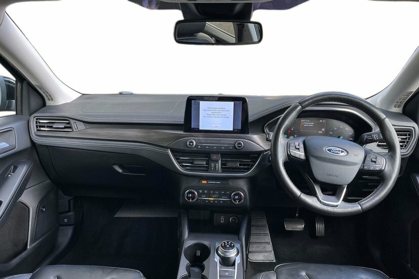 Ford Focus 2.0 Ecoblue Vignale Hatchback 150 RF19MDN Black #6