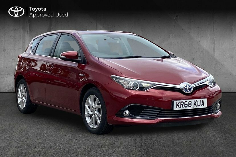 Toyota Auris 1.8 Vvt-h Icon Tech Hatchback Hybrid Cv Red