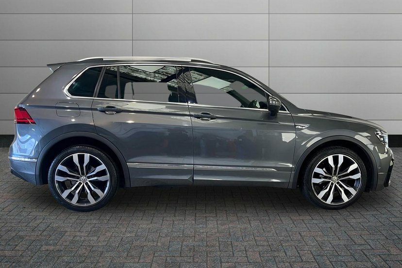Volkswagen Tiguan 1.5 Tsi Evo R-line Tech Suv Dsg 150 Ps AO20DJK Grey #4