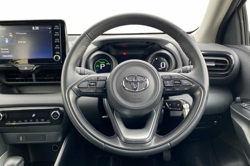 Toyota Yaris 1.5 Vvt-h Design Hatchback Hybrid E-cvt CP23GGO White #6