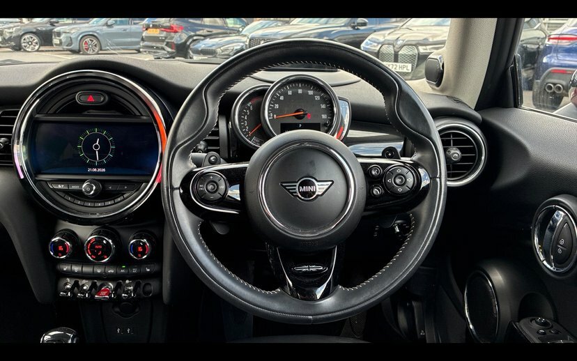Mini Hatch 2.0 Cooper S Exclusive Hatchback Steptr YE19HGC Red #5