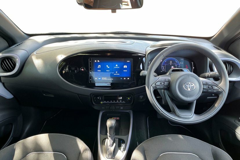 Toyota Aygo X 1.5H 49Kwh Design Hatchback Hybrid Cvt GD26TYW Silver #6