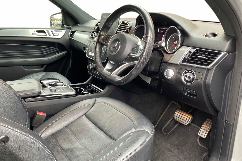 Mercedes-Benz GLE Class 2.1 Gle250d Amg Night Edition Premium Plus Suv 5 Silver #5