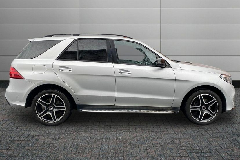 Mercedes-Benz GLE Class 2.1 Gle250d Amg Night Edition Premium Plus Suv 5 Silver #3