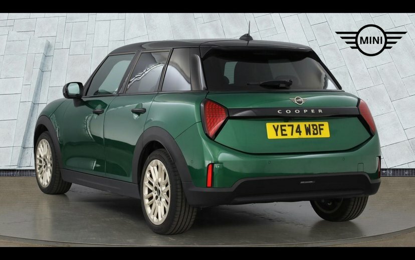 Mini Hatch Cooper C YE74WBF Green #2