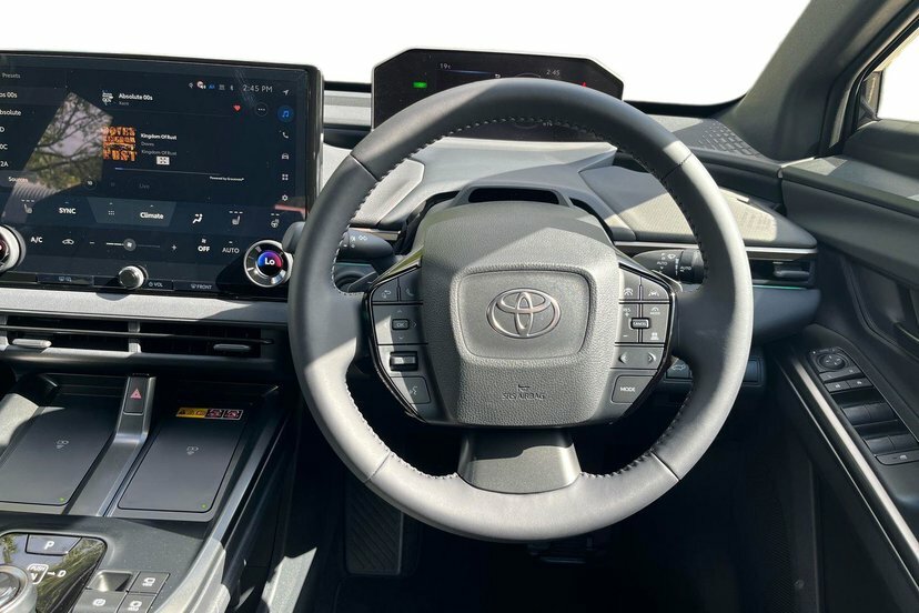 Toyota bZ4X 73.1Kwh Design Suv 224 Ps Black #6