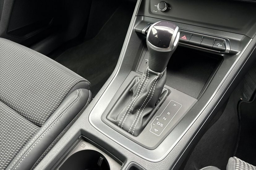 Audi Q3 40 Tfsi Quattro Black Edition S Tronic Blue #17