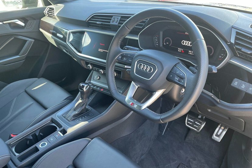 Audi Q3 1.5 Tfsi Cod 35 Black Edition Suv S Tro KJ25DZZ Grey #6
