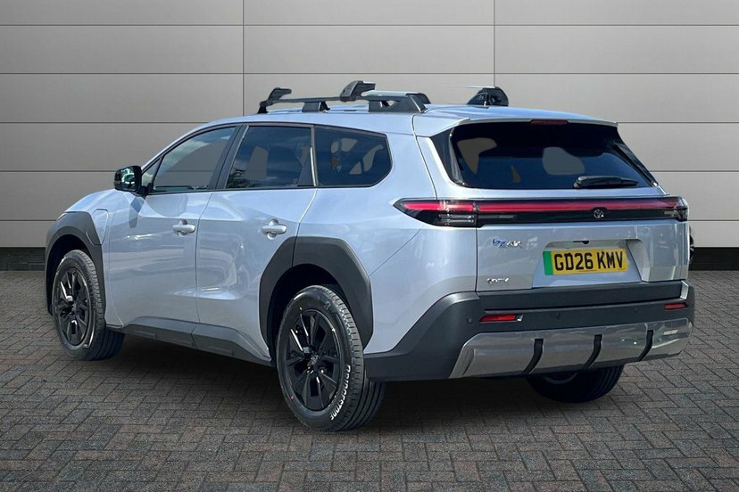 Toyota bZ4X 74.7Kwh Design Touring 224 Ps Silver #3