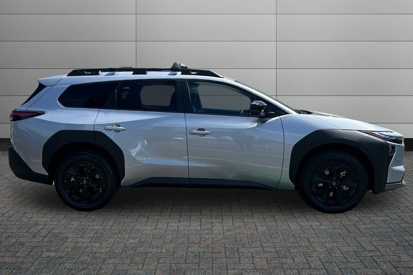 Toyota bZ4X 74.7Kwh Design Touring 224 Ps Silver #4