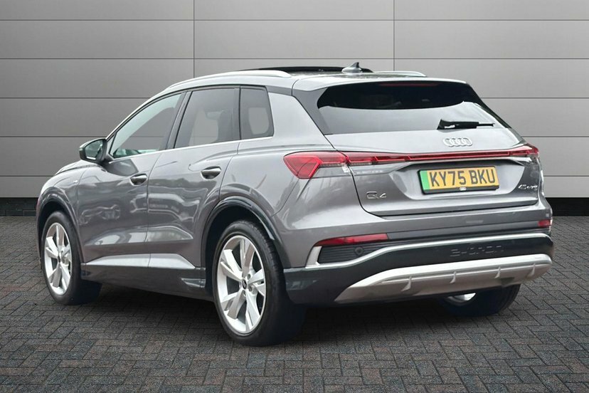 Audi Q4 E Tron 45 S Line Suv 82Kwh 286 Ps Grey #3