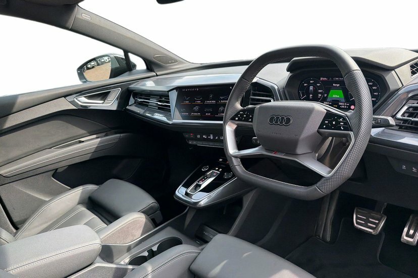 Audi Q4 E Tron 45 Black Edition Suv 82Kwh 286 Silver #6