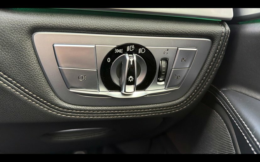 BMW 7 Series 745Le Xdrive Grey #34
