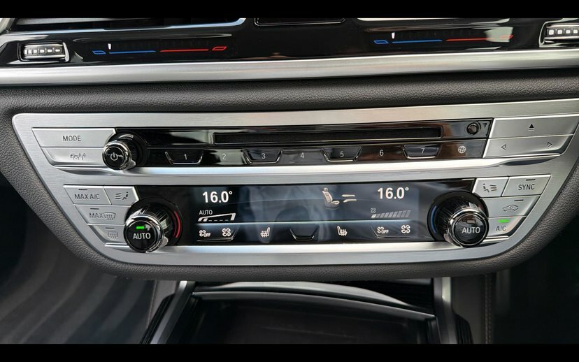 BMW 7 Series 745Le Xdrive Grey #28