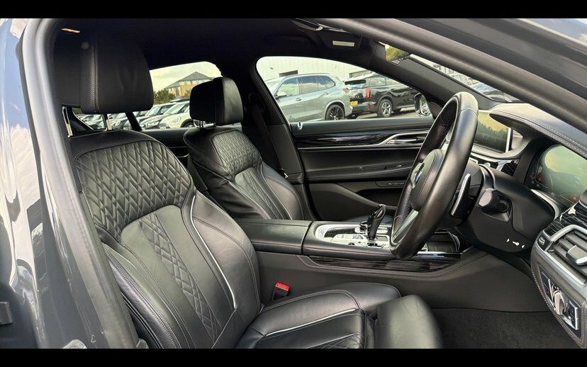 BMW 7 Series 745Le Xdrive Grey #11
