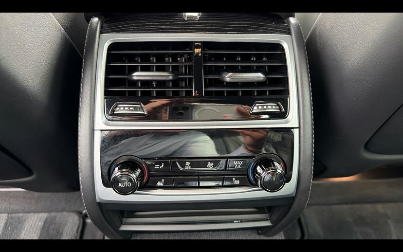 BMW 7 Series 745Le Xdrive Grey #23