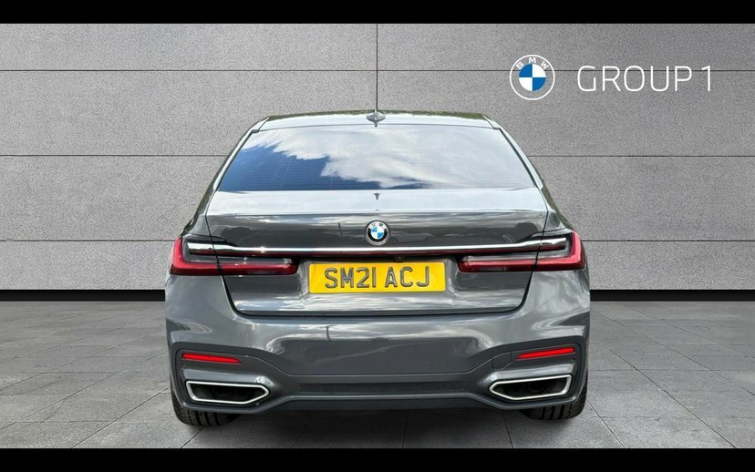 BMW 7 Series 745Le Xdrive Grey #15