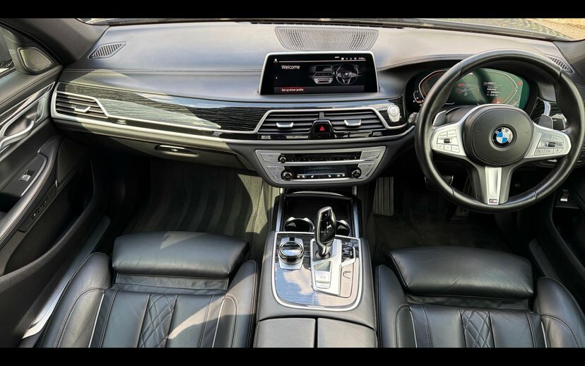 BMW 7 Series 745Le Xdrive Grey #4