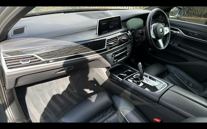 BMW 7 Series 745Le Xdrive Grey #7